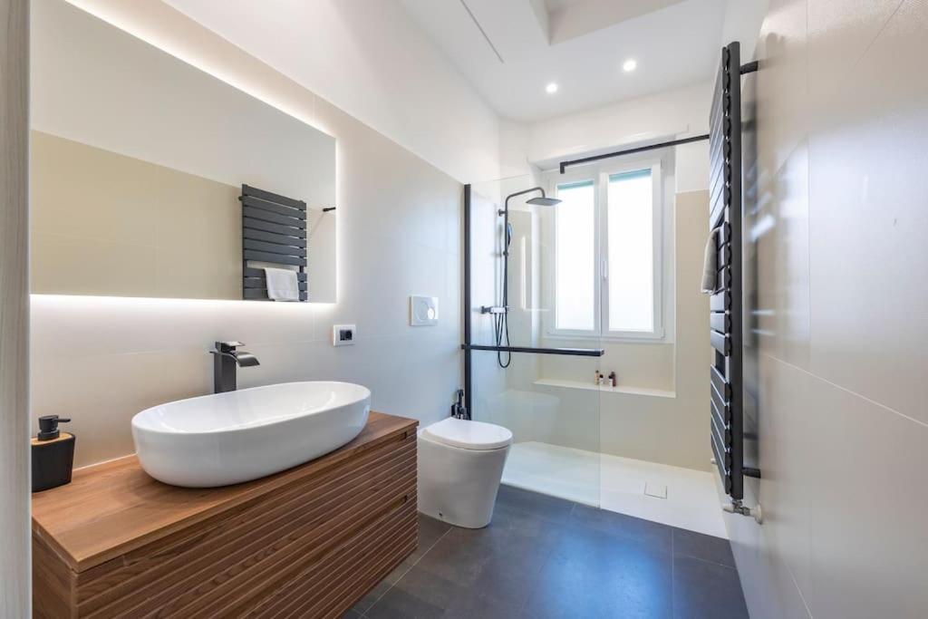 Stylish Apartment Rome Air Conditionig Wifi Tv 50 Metro 4 Minutes Away Eksteriør billede